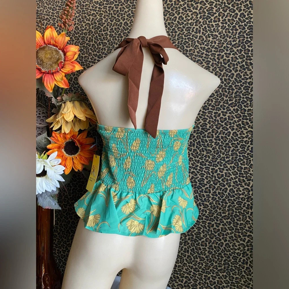 🦋B2G1🦋UNIQUE VINTAGE X Smiley Green Daisy Peplum Halter Top NWT - Picture 4 of 11